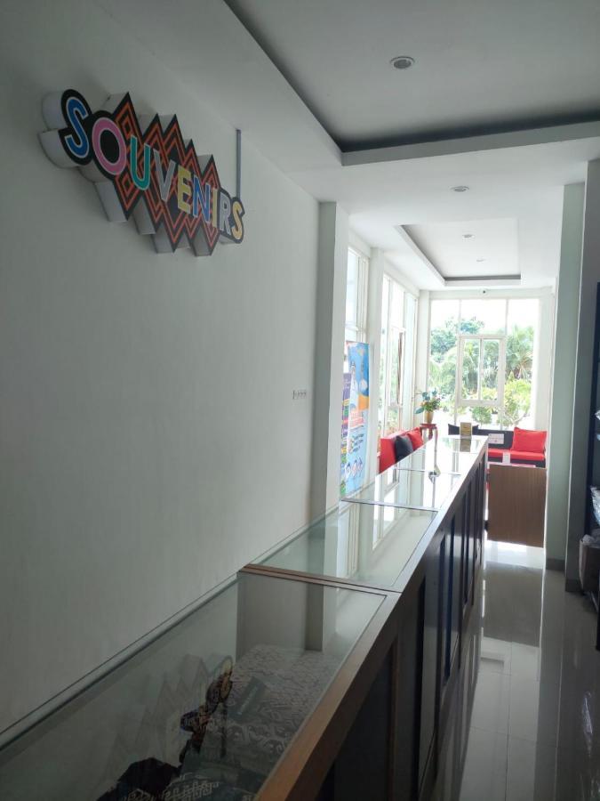 Naka Hotel Kupang Kupang  Exterior photo